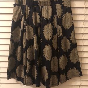 LuLaRoe Madison skirt with pockets. Sz M